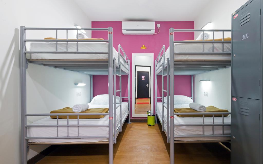 Cx Hostel Kuta Raya エクステリア 写真