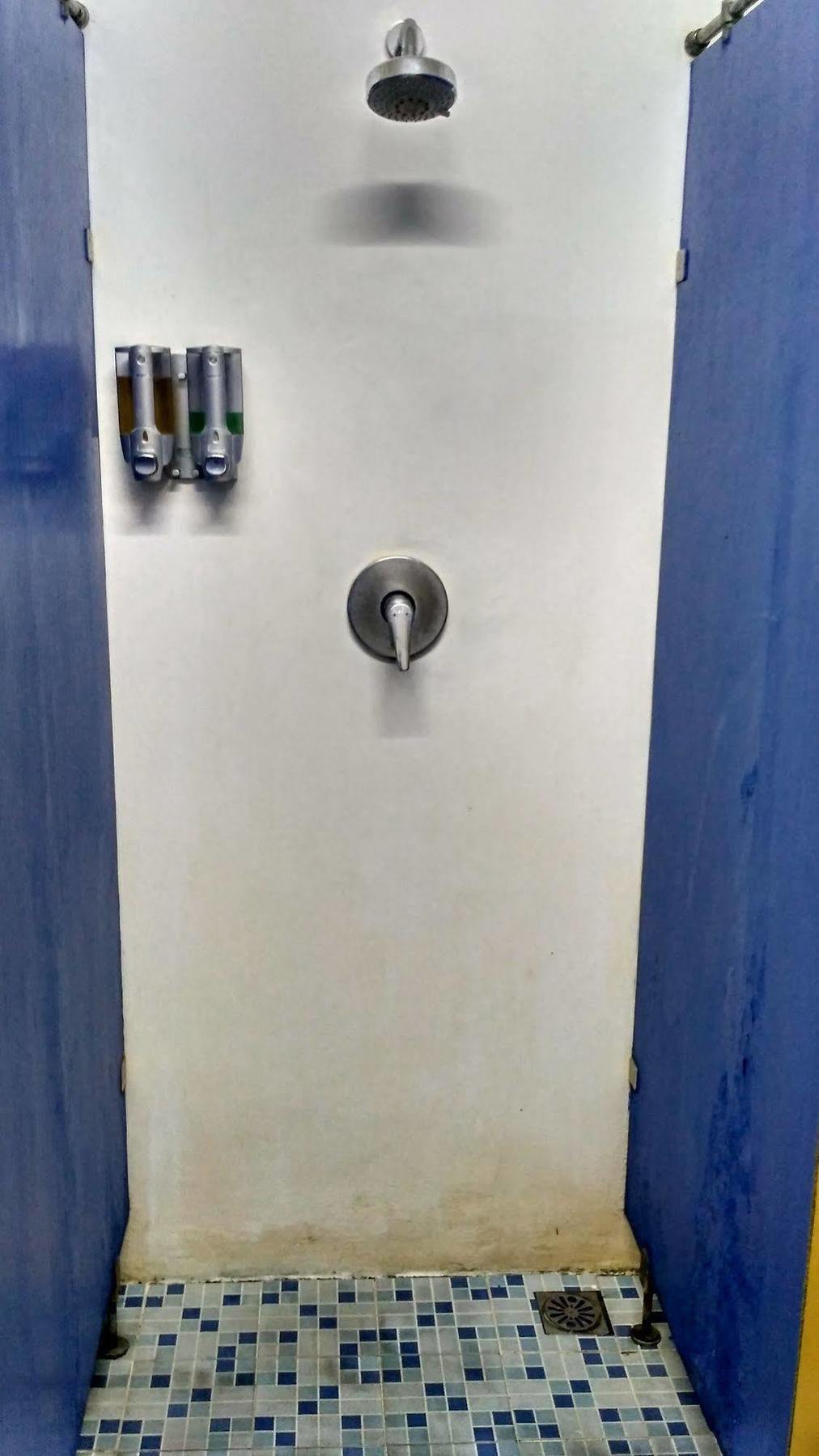 Cx Hostel Kuta Raya エクステリア 写真