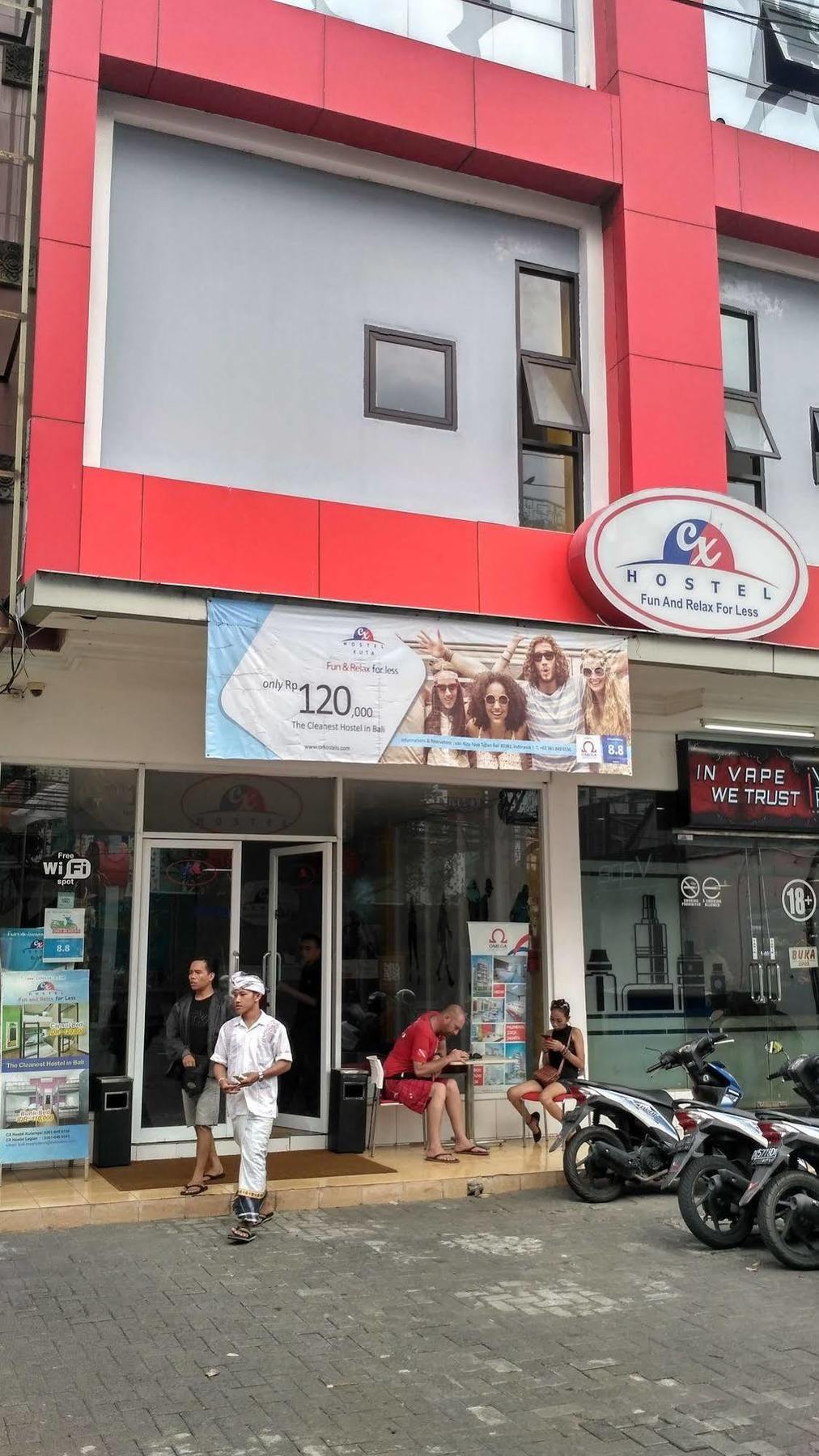 Cx Hostel Kuta Raya エクステリア 写真