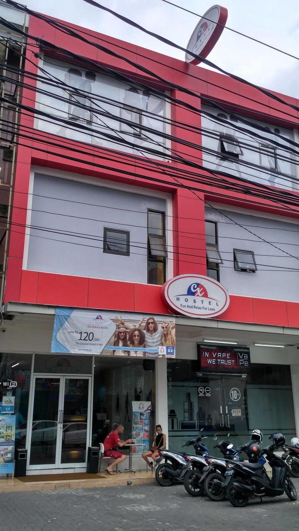Cx Hostel Kuta Raya エクステリア 写真